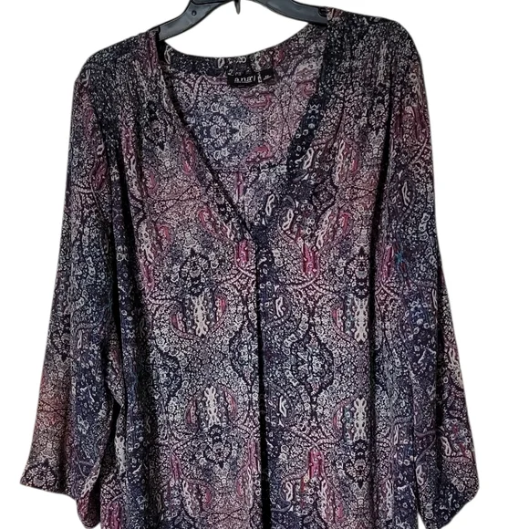 a.n.a Multicolor Patterned Blouse Plus Size 3X V Neck 3/4 Quarter Sleeve - Picture 3 of 8